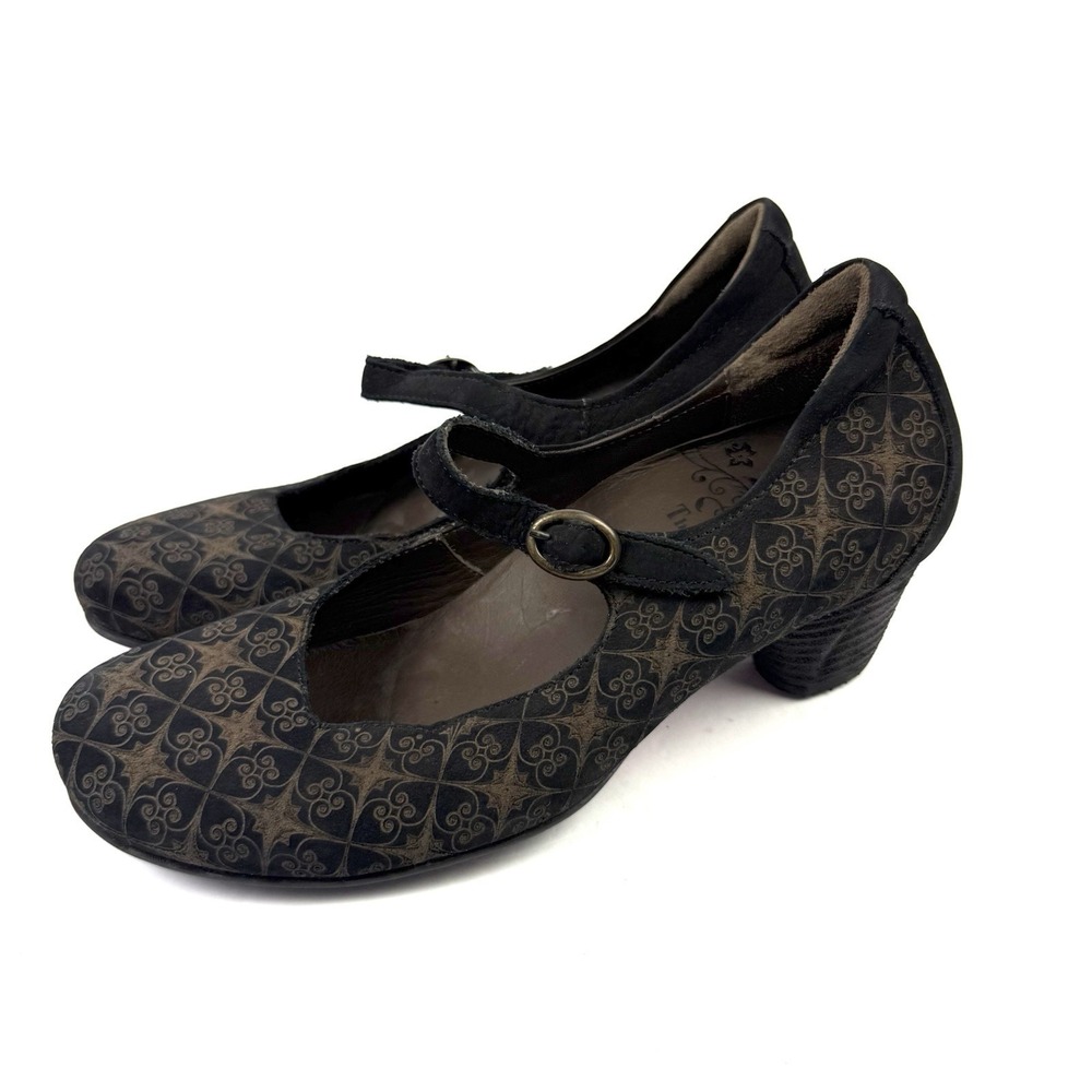 Think! Maryjane Heels 39 Black Brown Fabric Medallion Shoes Womens Boho Chic